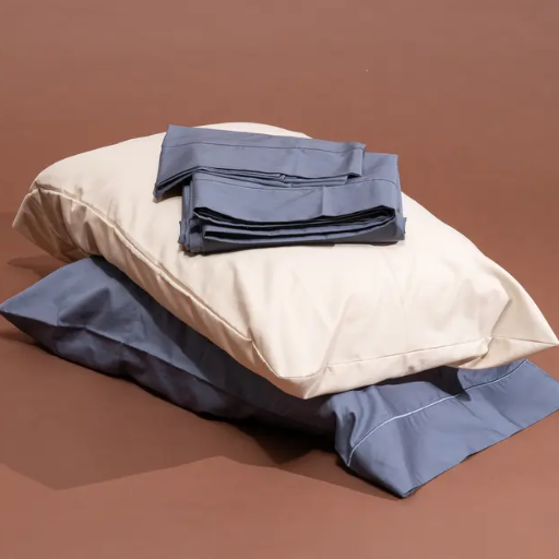 Are Cotton Sheets Better than Polyester Fabric?