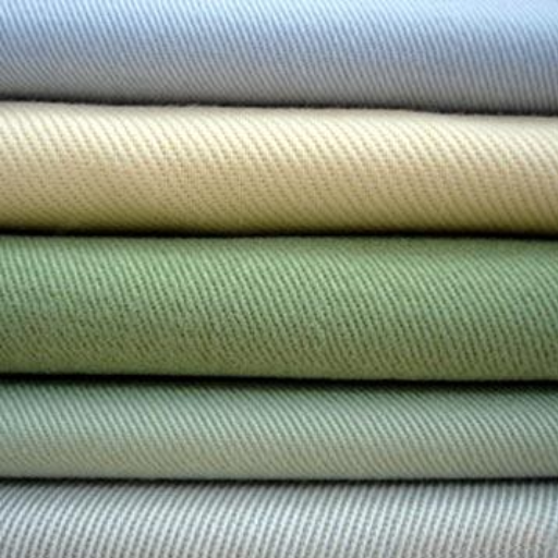 Cotton vs Polyester: Choosing the Right Fabric