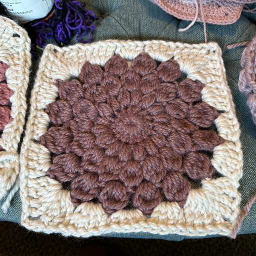 How to Use a Blocking Board for Polyester Yarn?