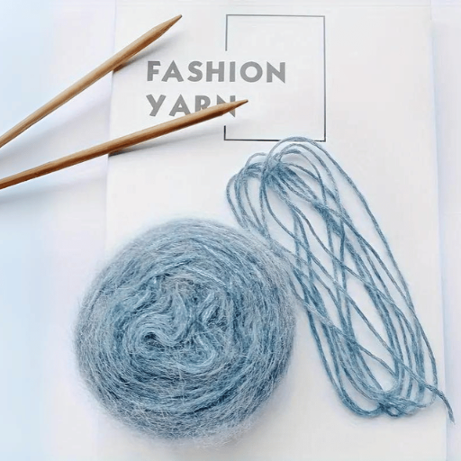 What are the Differences Between Polyester Yarn and Acrylic Yarn?