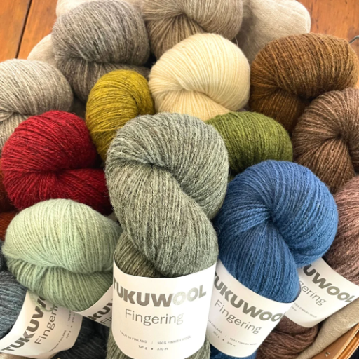 Choosing the Right Acrylic Yarn