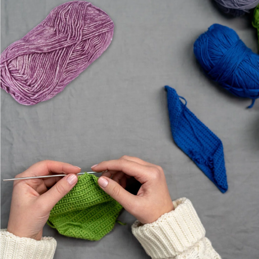 What Are the Best Blocking Methods for Acrylic Yarn?