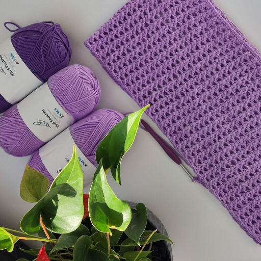 Benefits of Using Acrylic Yarn