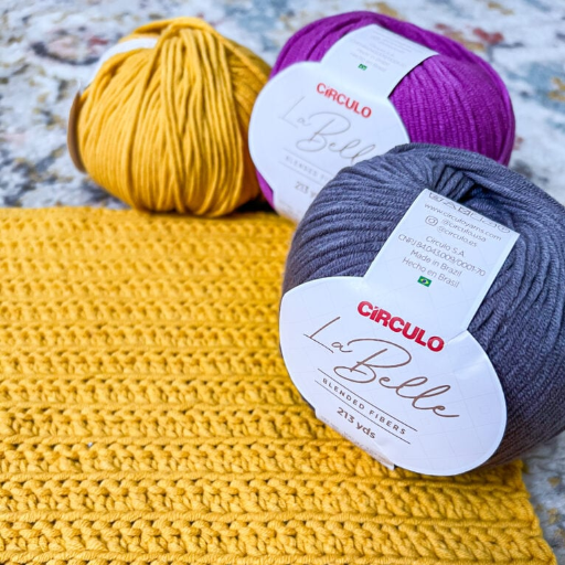 The Popularity of Cotton Acrylic Yarn Among Crafters