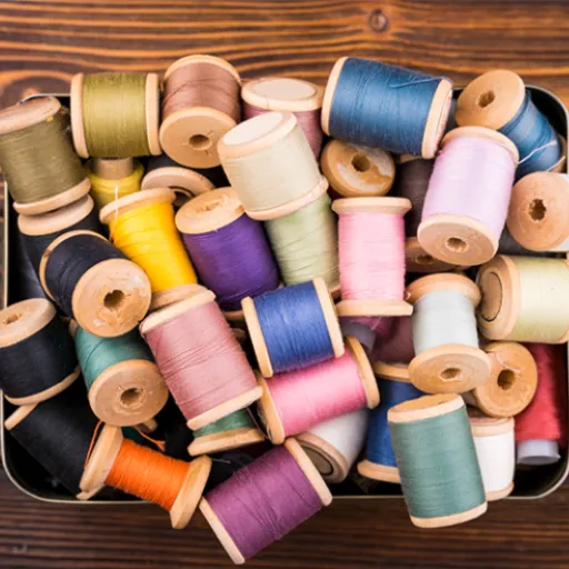 Common Uses of Polyester and Acrylic Yarn