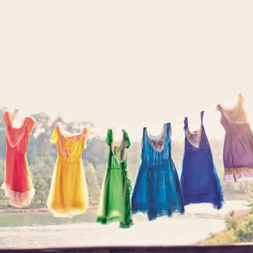 Understanding Polyester Fabric: The Dyeing Challenge Explained